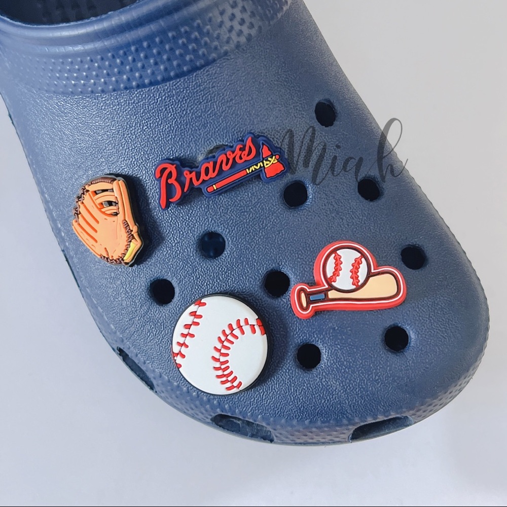4 x Sport team Atlanta Braves Baseball Shoe Charms